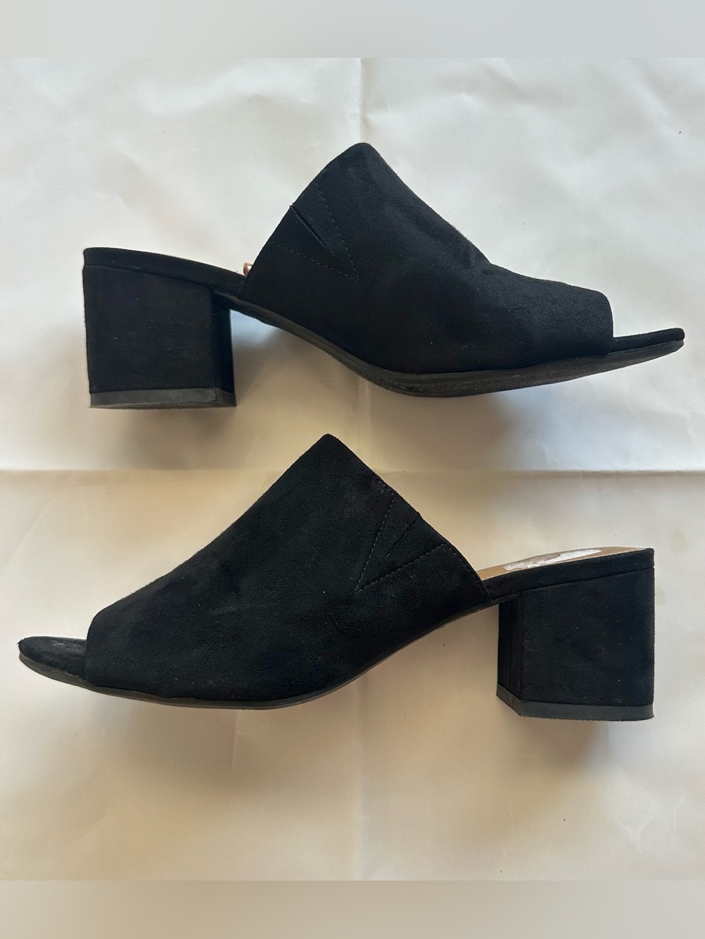 White Mountain black suede mules, size 6.5